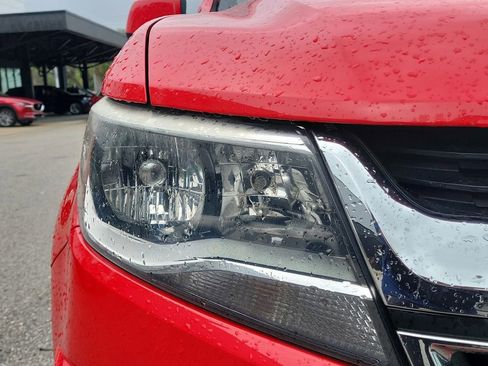 Used 2019 Chevrolet Colorado LT image 7