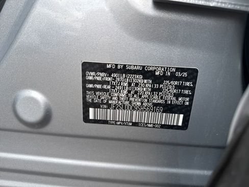 Used 2025 Subaru Forester Premium AWD/4WD image 16