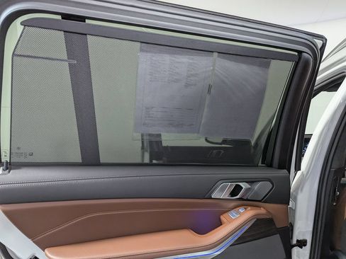 Certified 2023 BMW X7 xDrive40i w/ Premium Package AWD/4WD image 49