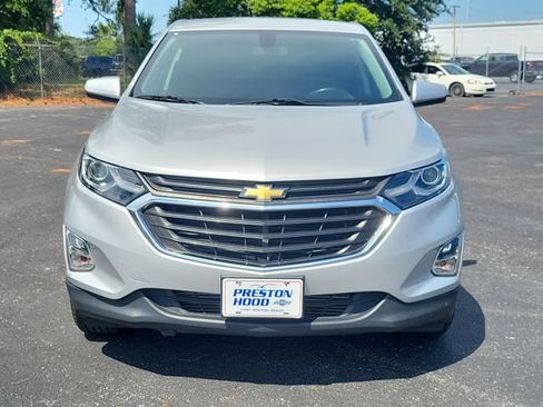 Used 2019 Chevrolet Equinox LT FWD image 2