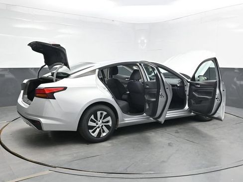 Used 2021 Nissan Altima 2.5 S FWD image 59