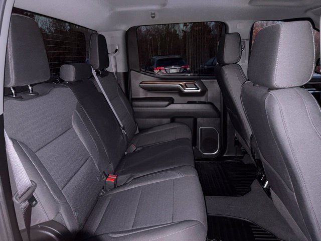 Used 2024 Chevrolet Silverado 1500 LT AWD/4WD image 30