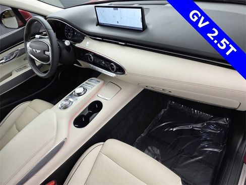 Used 2023 Genesis GV70 2.5T w/ Advanced Package image 28