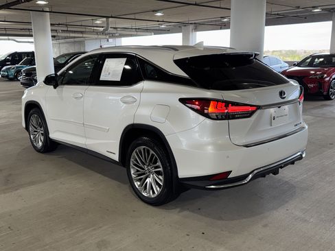 Used 2021 Lexus RX 450h AWD w/ Luxury Package image 6