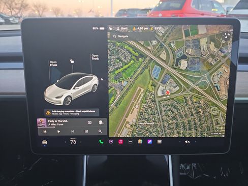 Used 2019 Tesla Model 3 Standard Range Plus image 5