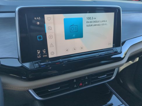 New 2026 Volkswagen Atlas Cross Sport SE image 26