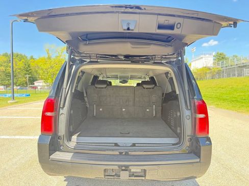 Used 2020 Chevrolet Suburban LT AWD/4WD image 9