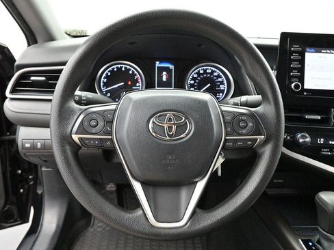 Used 2022 Toyota Camry LE FWD image 14