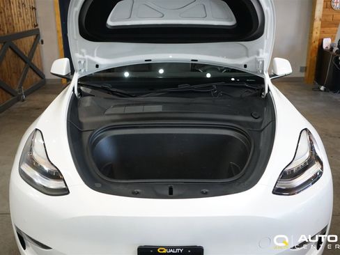 Used 2021 Tesla Model Y Long Range AWD/4WD image 7