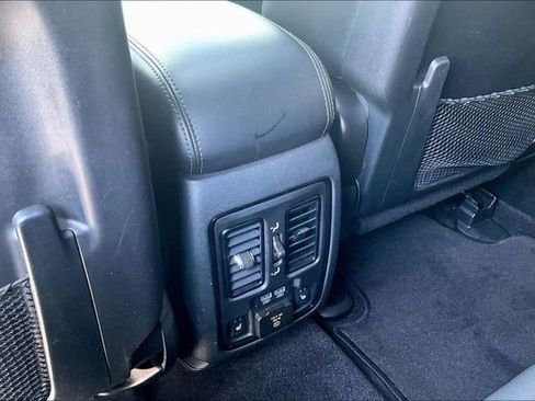 Used 2022 Dodge Durango GT AWD/4WD image 10