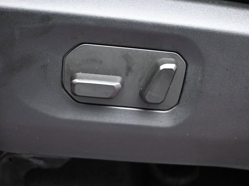 Used 2024 Jeep Wrangler Unlimited Rubicon image 33