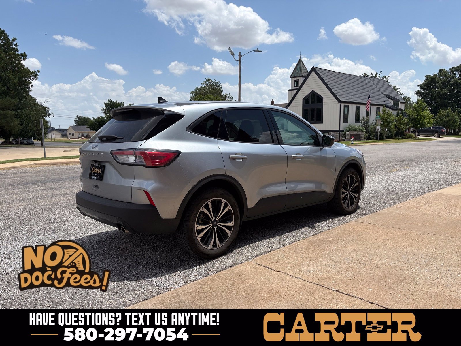 Used 2022 Ford Escape SE w/ SE Sport Appearance Package AWD/4WD image 9
