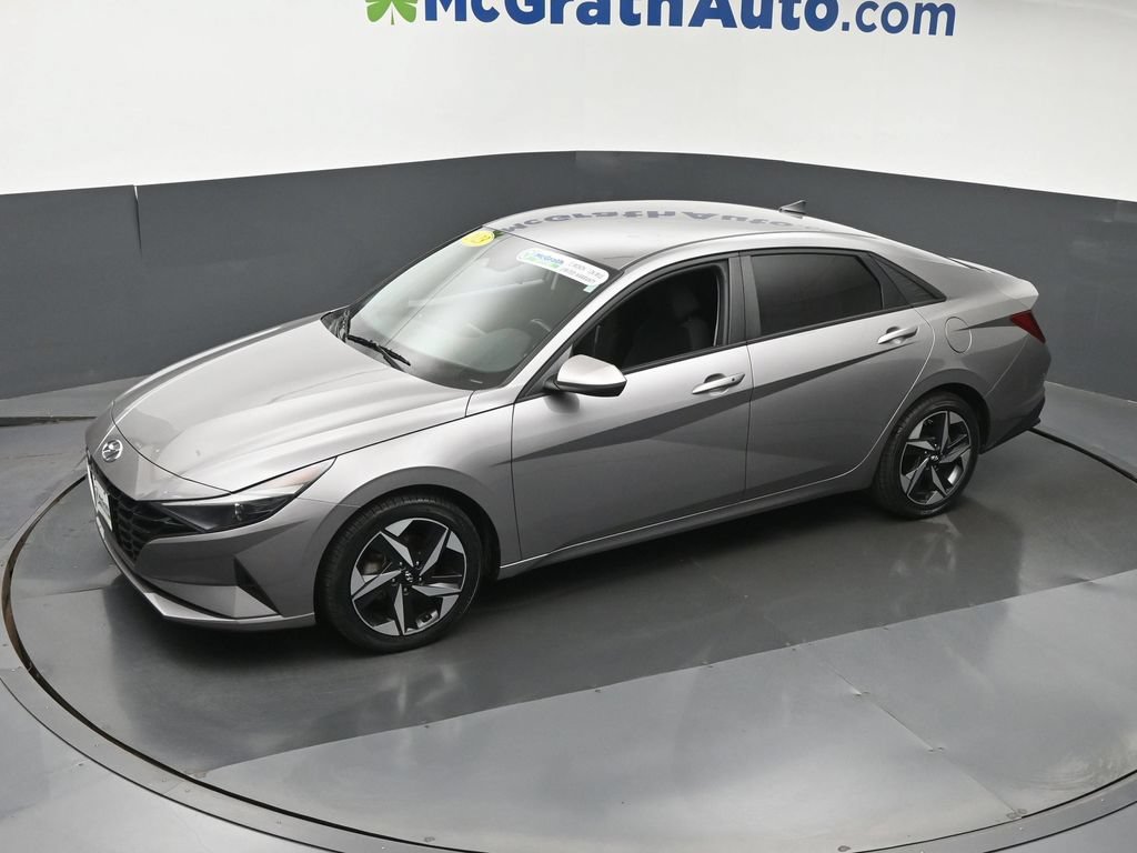 Used 2023 Hyundai Elantra SEL w/ Convenience Package FWD image 22