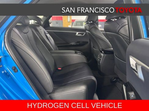 Certified 2018 Toyota Mirai FWD image 12