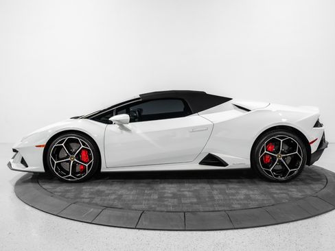 Used 2020 Lamborghini Huracan EVO AWD/4WD image 16
