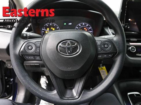 Used 2024 Toyota Corolla LE FWD image 10