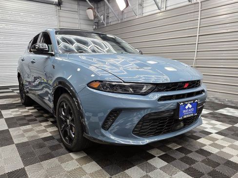 Used 2024 Dodge Hornet R/T Plus w/ R/T Blacktop Package AWD/4WD image 5