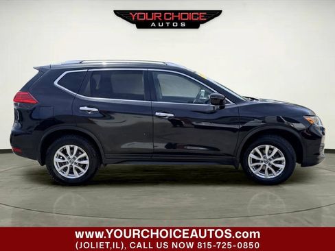Used 2017 Nissan Rogue SV AWD/4WD image 9