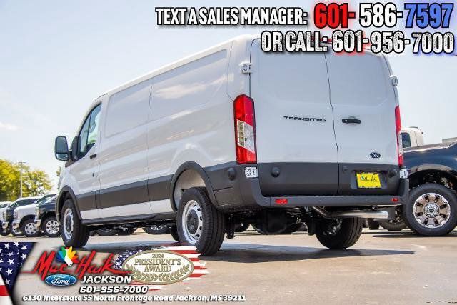 New 2026 Ford Transit 250 Low Roof RWD image 20