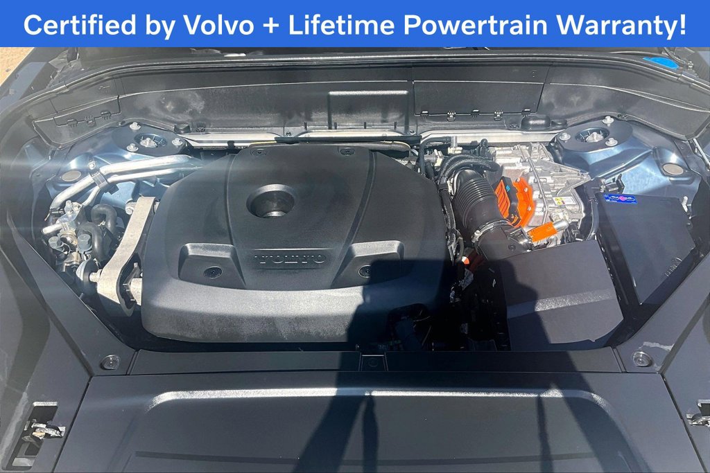 Certified 2023 Volvo XC90 T8 Ultimate w/ Protection Package Premier AWD/4WD image 13