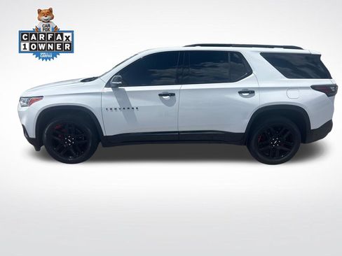 Used 2021 Chevrolet Traverse Premier w/ Redline Edition AWD/4WD image 2