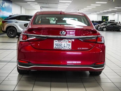 Certified 2025 Lexus ES 300h 300h image 7