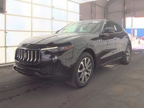 Used 2019 Maserati Levante AWD/4WD image 1