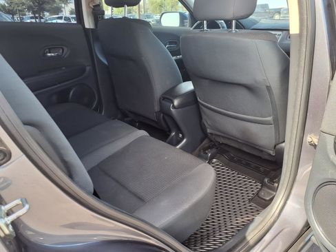 Used 2021 Honda HR-V LX image 13