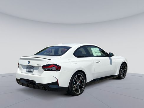 Used 2024 BMW 230i Coupe w/ Premium Package RWD image 13