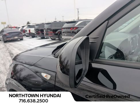 Certified 2023 Hyundai Venue SEL w/ Cargo Package image 36