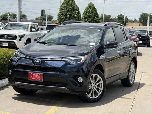 Used 2018 Toyota RAV4 Limited w/ Advanced Technology Package AWD/4WD image 2