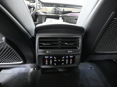 Used 2026 Audi Q8 Premium Plus AWD/4WD image 31