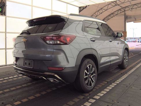 Used 2021 Chevrolet TrailBlazer ACTIV w/ Convenience Package FWD image 6