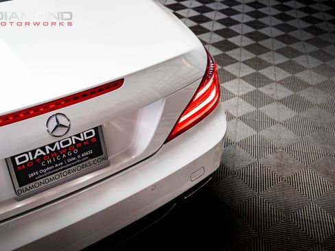 Used 2015 Mercedes-Benz SL 550 image 70