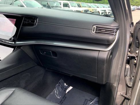 Certified 2023 Jeep Wagoneer 4WD w/ Premium Group I image 18