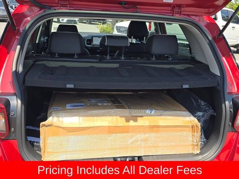 Certified 2025 Hyundai Venue Limited FWD image 14