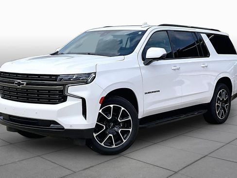 Used 2022 Chevrolet Suburban RST w/ Luxury Package image 3
