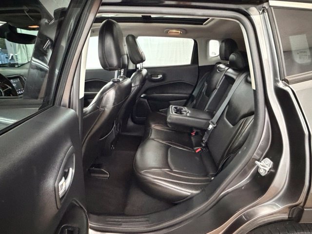 Used 2018 Jeep Compass Limited FWD image 14