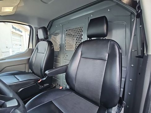 Used 2022 Ford E-Transit Low Roof w/ Load Area Protection Package image 22