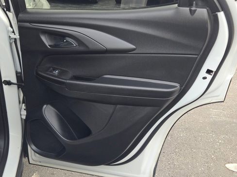 Certified 2024 Chevrolet TrailBlazer ACTIV w/ Driver Confidence Package image 8