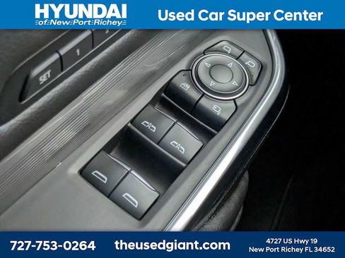Used 2024 Cadillac XT4 Premium Luxury FWD image 34