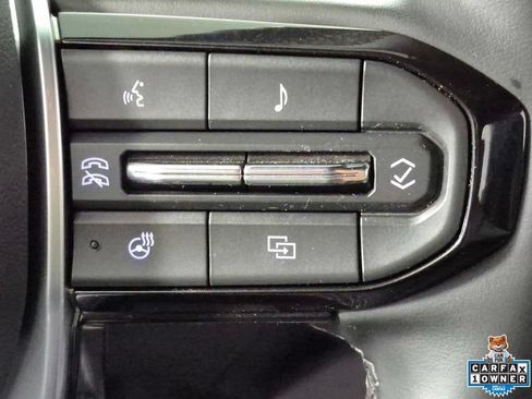 Certified 2024 Chevrolet Colorado ZR2 w/ ZR2 Convenience Package III AWD/4WD image 14