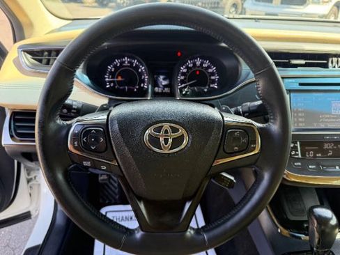 Used 2016 Toyota Avalon Touring FWD image 12