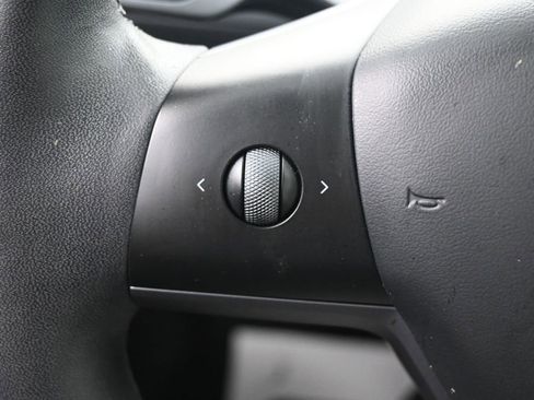 Used 2023 Tesla Model 3 Standard Range RWD image 21