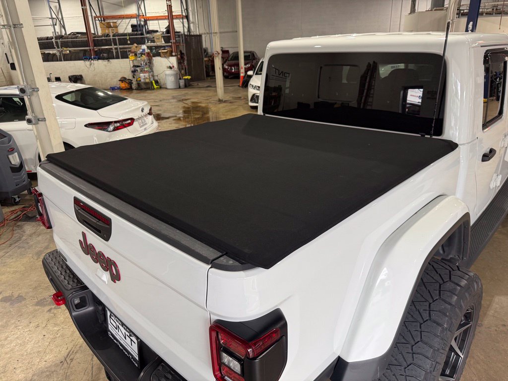 Used 2021 Jeep Gladiator Rubicon AWD/4WD image 19