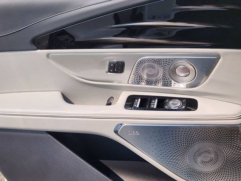 New 2026 Lincoln Nautilus Reserve AWD/4WD image 9