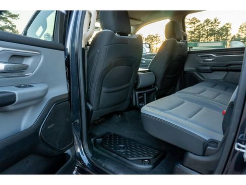 Used 2020 RAM 1500 Big Horn image 12