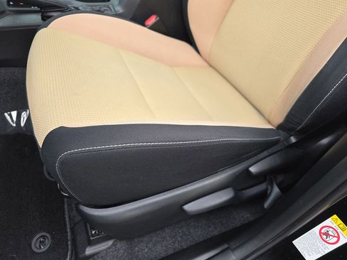 Used 2017 Toyota RAV4 XLE image 31