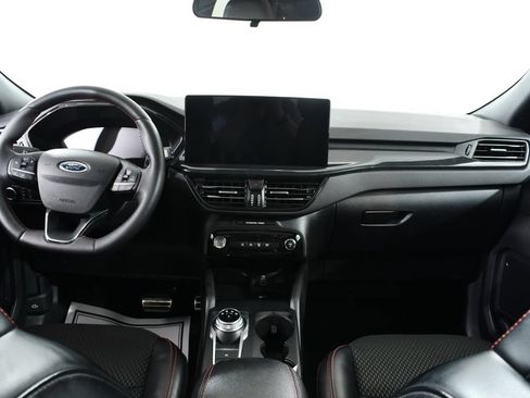 Used 2024 Ford Escape ST-Line w/ Tech Pack #1 AWD/4WD image 7