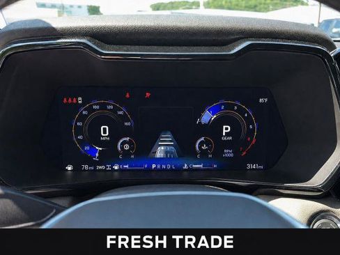 Used 2026 Chevrolet Colorado ZR2 w/ Midnight Edition AWD/4WD image 2